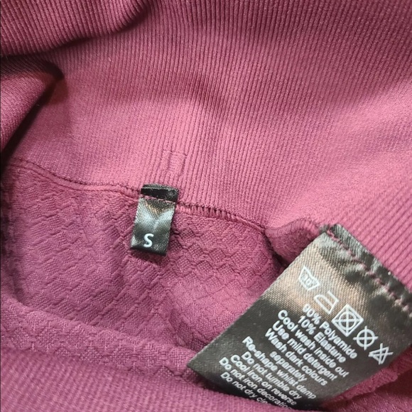 Balance Athletica Seamless Legging Amethyst Quartz Maroon Diamond Textur… - Picture 7 of 12